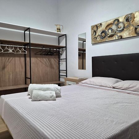 Apartamentos Centro Santa Pola Buitenkant foto